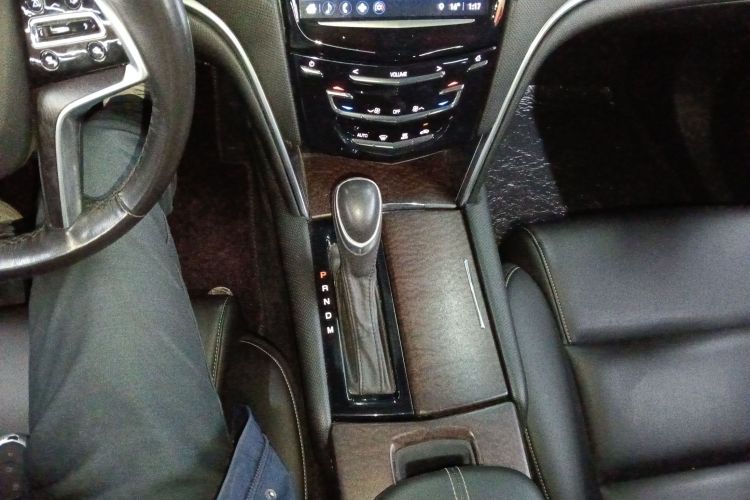 凯迪拉克XTS 2018款 28T 技术型局部细节18