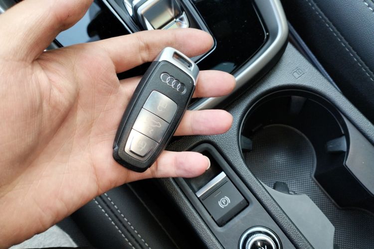 奥迪A3 2024款 Sportback 35 TFSI 时尚运动型中控内饰11