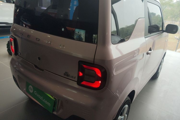 吉利银河 2024款 熊猫mini 200km 龙腾版车身外观7