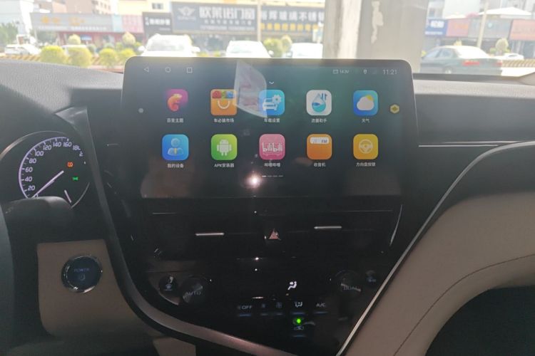 丰田 凯美瑞 2021款 双擎 2.5HGVP 领先版中控内饰16