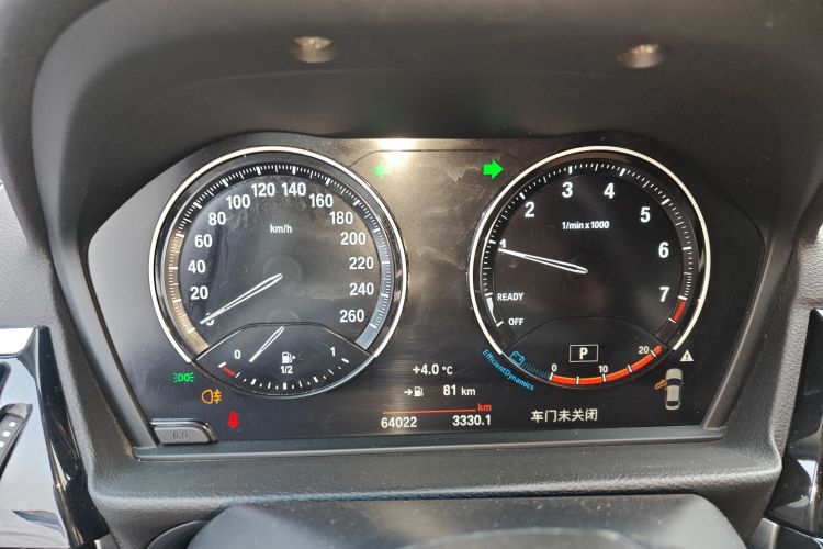 宝马1系 2021款 120i M运动版中控内饰14