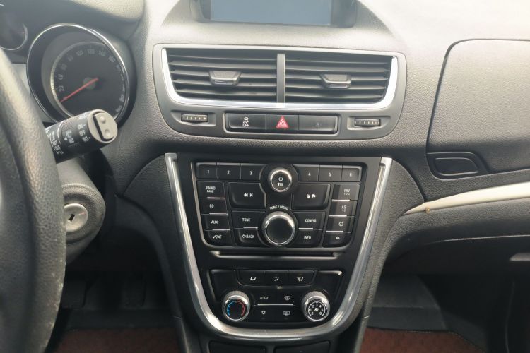 别克 昂科拉 2015款 1.4T 手动两驱都市进取型中控内饰16