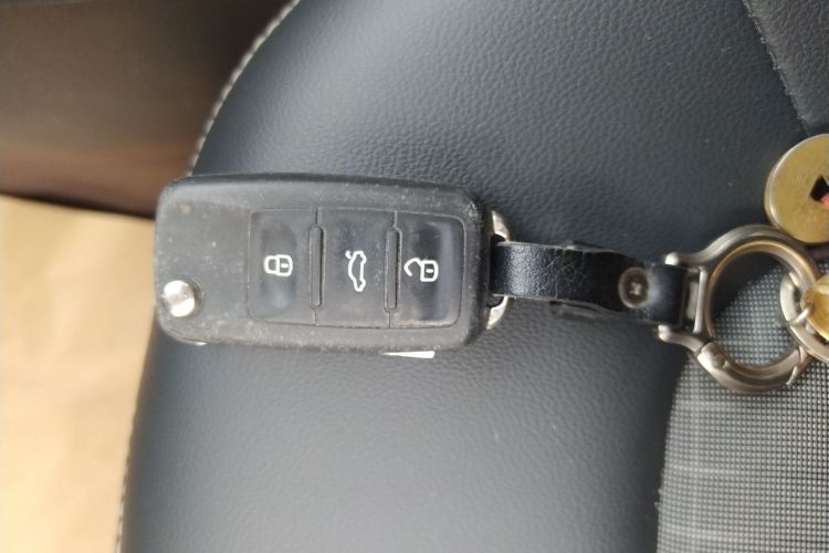 大众 桑塔纳 2018款 1.5L 手动舒适版中控内饰11