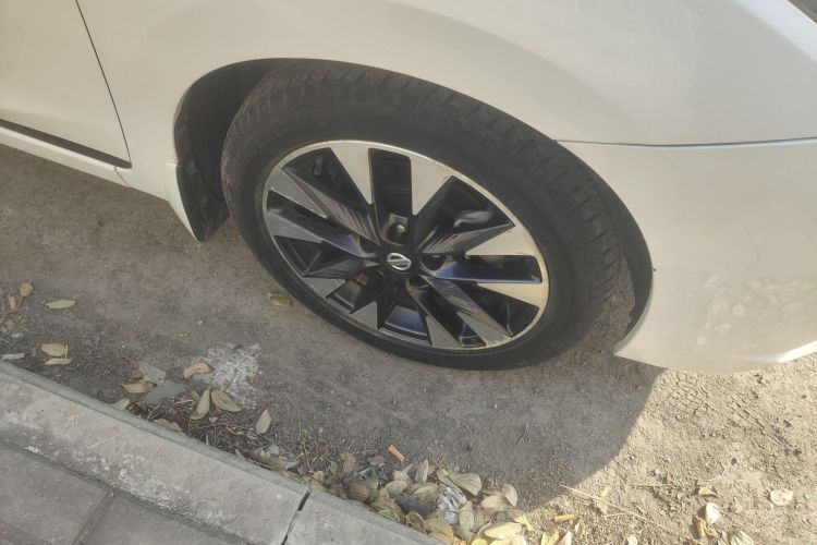 日产 蓝鸟 2016款 1.6L CVT智酷版车身外观10