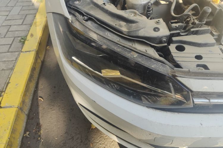 大众 Polo 2019款 Plus 1.5L 自动全景乐享版车身外观8