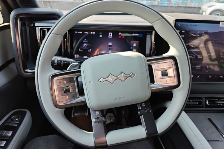 方程豹 豹5 2025款 天神智驾Ultra版中控内饰13