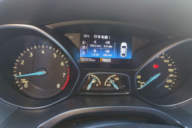 福特 福克斯 2017款 两厢 EcoBoost 180 自动精英型中控内饰15