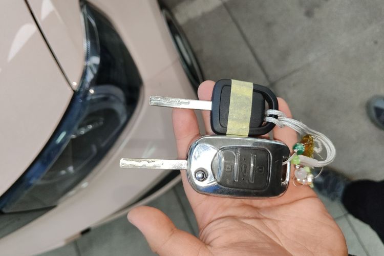 五菱汽车 宏光MINIEV 2022款 马卡龙时尚款 磷酸铁锂中控内饰7001