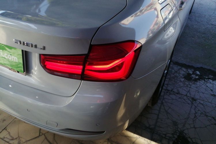 宝马3系 2017款 318Li 时尚型车身外观9