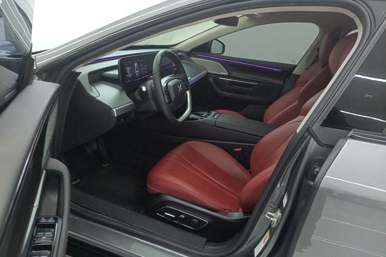 小鹏P7 2020款 670N中控内饰19