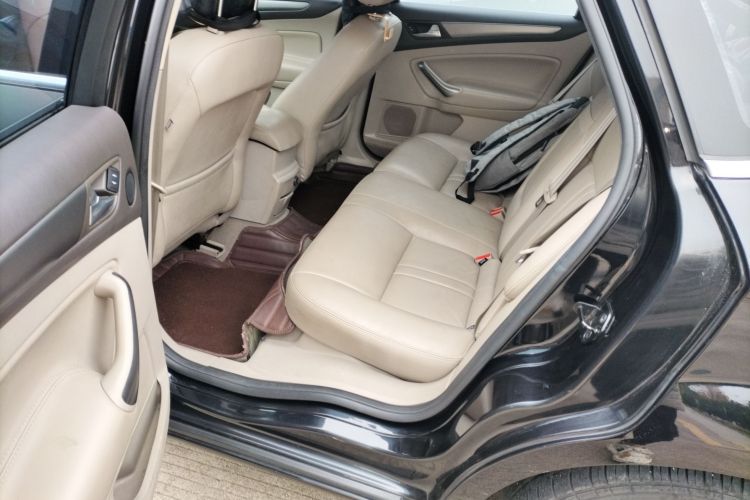 福特 致胜 2013款 2.3L 时尚型中控内饰21