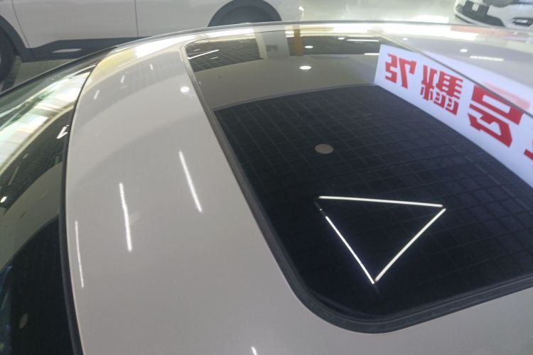 丰田C-HR 2018款 2.0L 领先天窗版 国V局部细节57