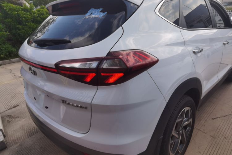 现代 途胜 2020款 280TGDi 两驱GLS时尚版 国VI车身外观7