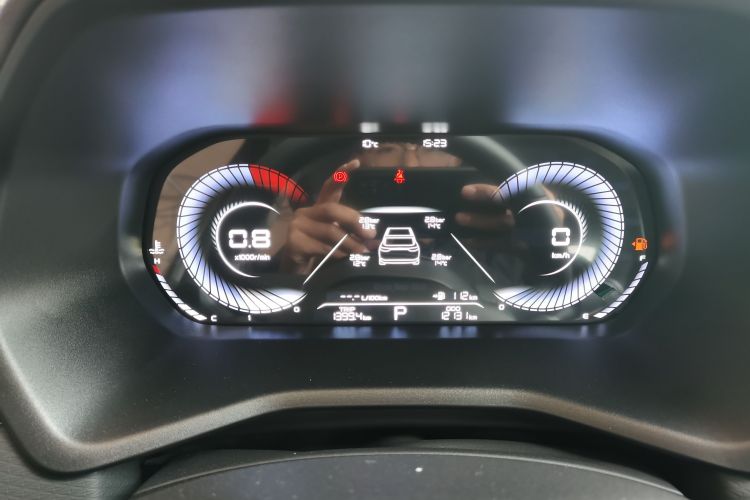 吉利汽车 帝豪 2023款 第4代冠军版 1.5L CVT豪华型中控内饰14