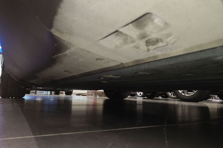 奔驰EQC 2022款 改款 EQC 350 4MATIC局部细节9001