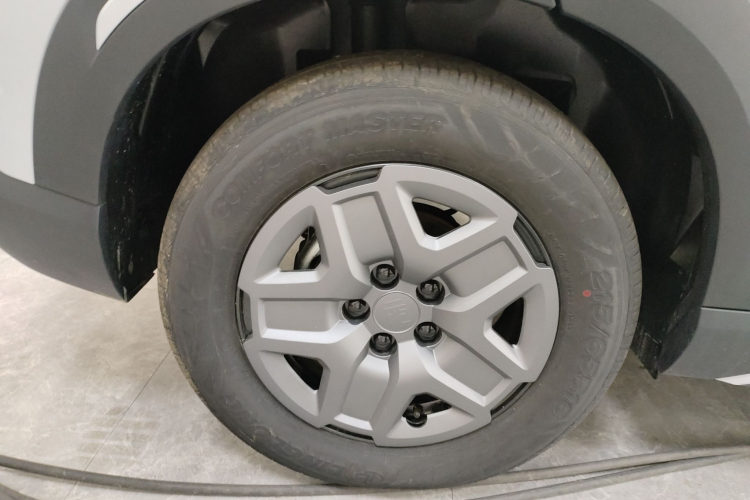 比亚迪 元UP 2024款  401KM 活力版车身外观6008