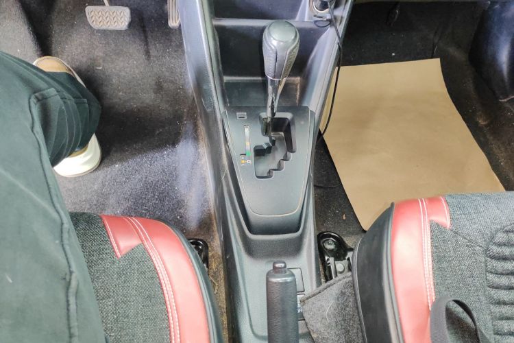 丰田 YARiS L 致享 2017款 1.5E CVT魅动版中控内饰18