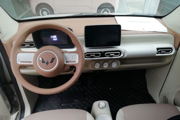 五菱汽车 宏光MINIEV 2024款 第三代 215km 青春版中控内饰12