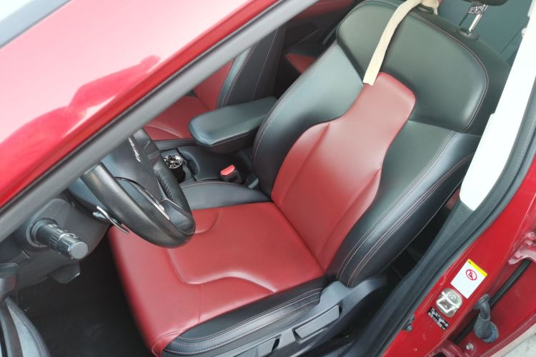 哈弗H2s 2017款 蓝标 1.5T 双离合精英型局部细节19