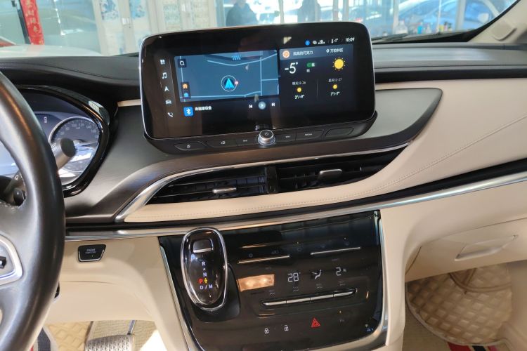 别克GL8 2023款 改款 陆上公务舱 豪华型局部细节16