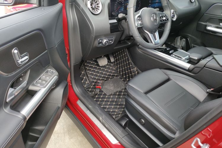 奔驰GLA 2020款 GLA 200中控内饰20