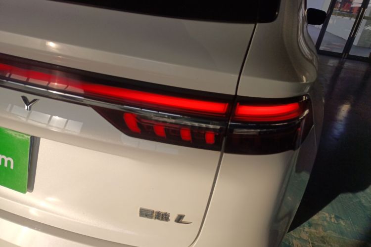 吉利汽车 星越L 2021款 2.0TD DCT EVO两驱尊贵型车身外观6006