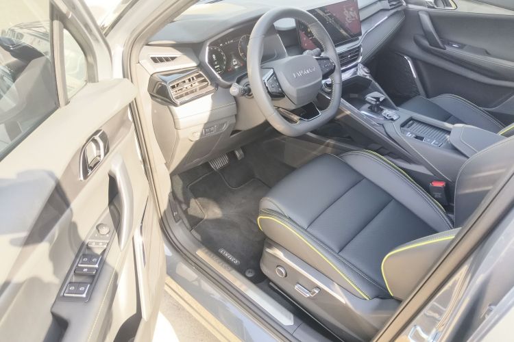 领克06 2023款 Remix 1.5T 劲Halo中控内饰20