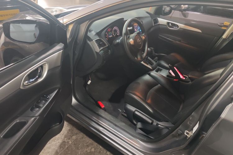 日产 轩逸 2019款 经典 1.6XE CVT舒适版中控内饰20