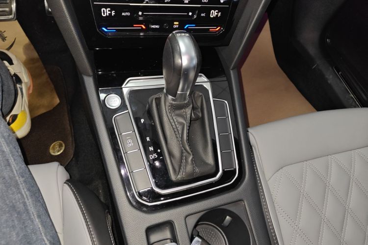 大众 迈腾 2023款 200万辆纪念版 330TSI DSG领先型局部细节18