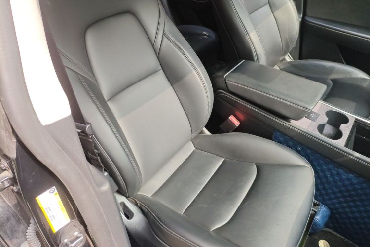 特斯拉 Model Y 2023款 后轮驱动版局部细节41