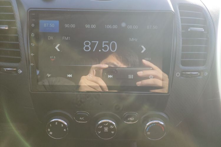 起亚K3 2016款 1.6L 手动GL中控内饰16