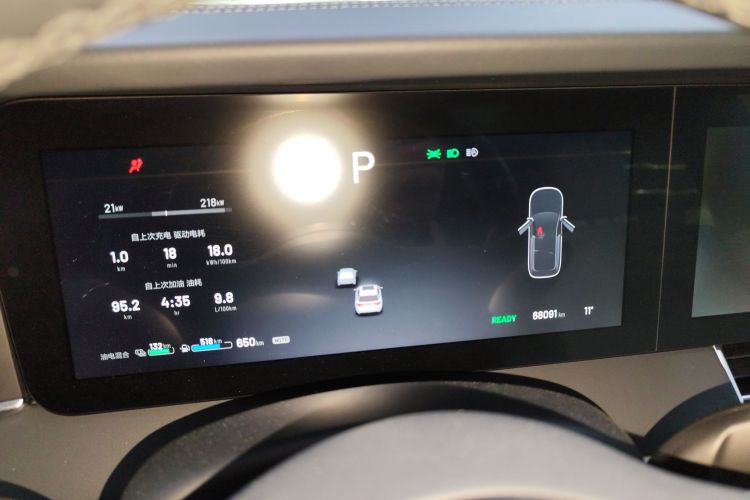 理想汽车 理想ONE 2021款 增程6座版中控内饰14