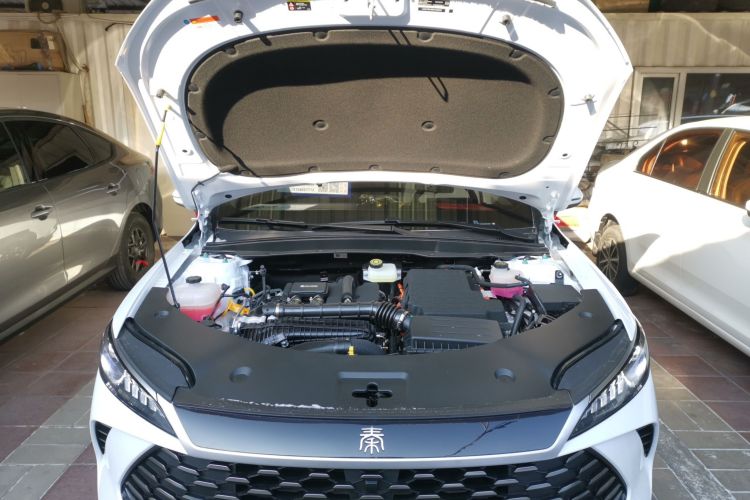 比亚迪 秦PLUS 2025款 DM-i 智驾版 55KM领先型机舱底盘24