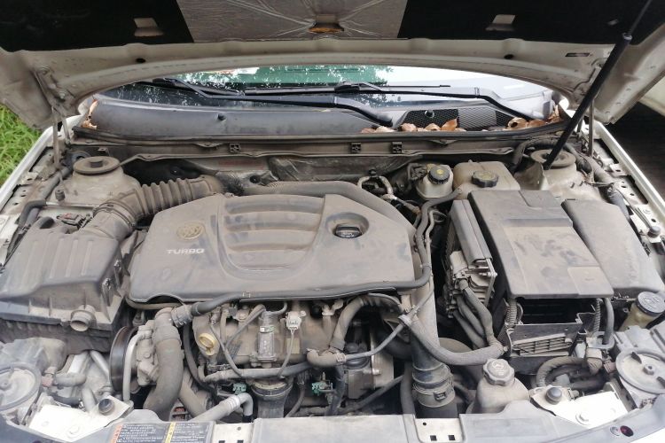 别克 君威 2015款 GS 2.0T 豪情运动版局部细节24