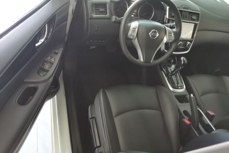 日产 骐达TIIDA 2024款 1.6L CVT智行版中控内饰7003