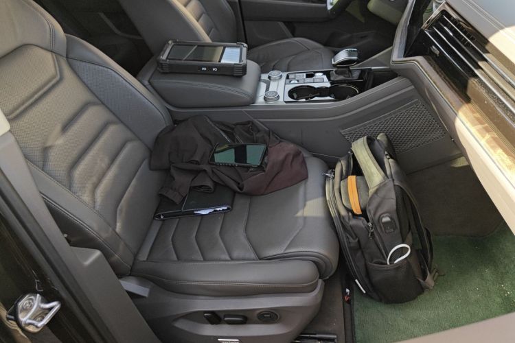 大众 途锐 2022款 3.0TSI 锐享版 曜黑运动套装局部细节41