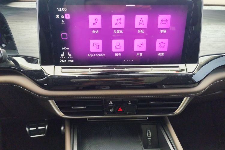 大众 威然 2024款 380TSI 尊贵版中控内饰16