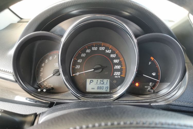 丰田 YARiS L 致炫 2020款 1.5L CVT豪华版中控内饰14