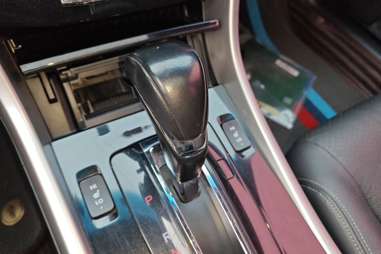 本田 雅阁 2016款 2.0L 精英版局部细节18