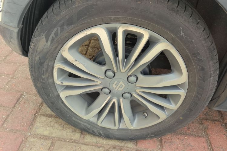 零跑汽车 零跑T03 2020款 400标准版车身外观6008