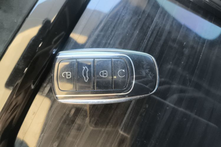 星途瑶光 2023款 400T 两驱优享版中控内饰7001