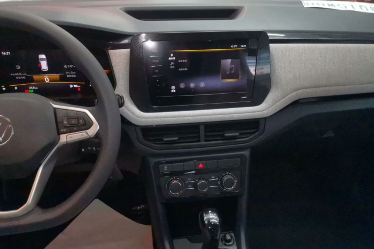 大众 途岳 2026款 新锐 1.5L 锐进版中控内饰16