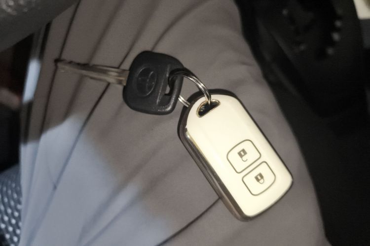 丰田 威驰 2017款 1.5L CVT创行版中控内饰11