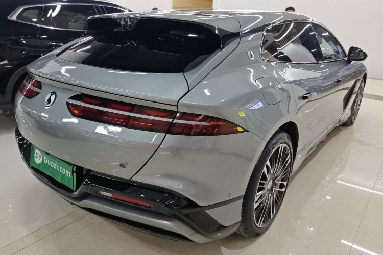 腾势Z9GT 2024款 1100四驱Ultra版车身外观7