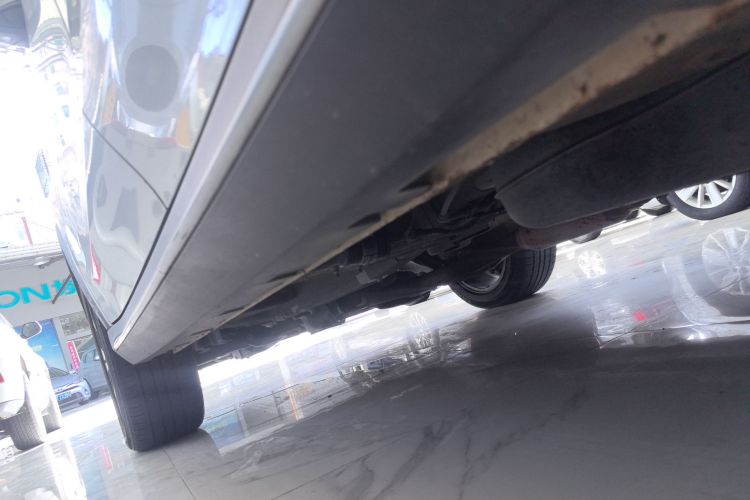 荣威RX5 2019款 20T 两驱自动Ali智联网铂金版局部细节9002