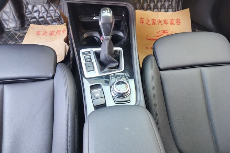 宝马1系 2017款 118i 设计套装型中控内饰18