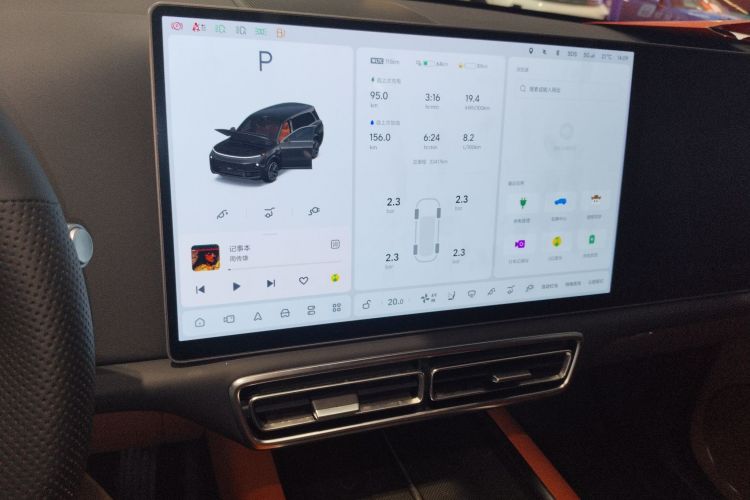 理想汽车 理想L9 2022款 Max中控内饰16