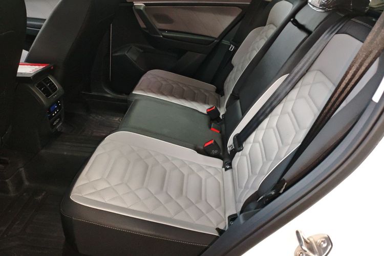 大众 探岳 2024款 300TSI 两驱豪华Plus进阶版中控内饰7004