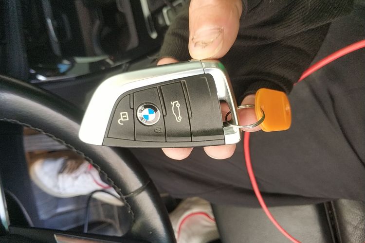 宝马X1 2016款 sDrive20Li 豪华型中控内饰11