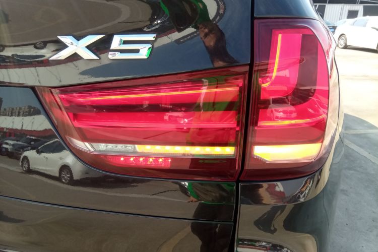 宝马X5（平行进口） 车身外观9